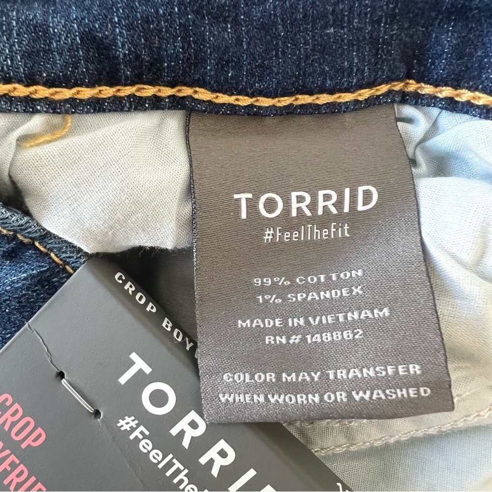 Torrid Crop Boyfriend Jeans NWT - Picture 7 of 8